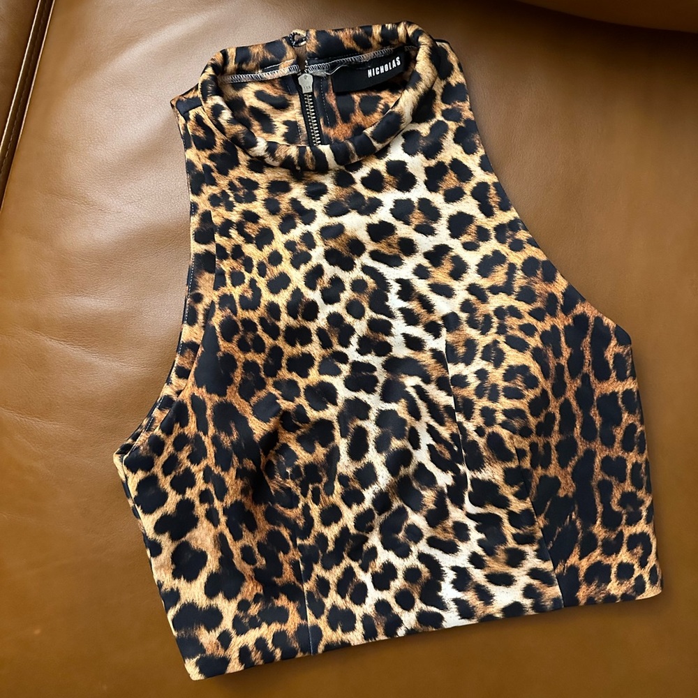 NICHOLAS Leopard Crop Top: Size 4